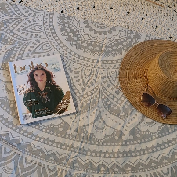 BO HO SILVER WHITE WALL ART TABLE CLOTH BEACH ROU - Picture 3 of 16